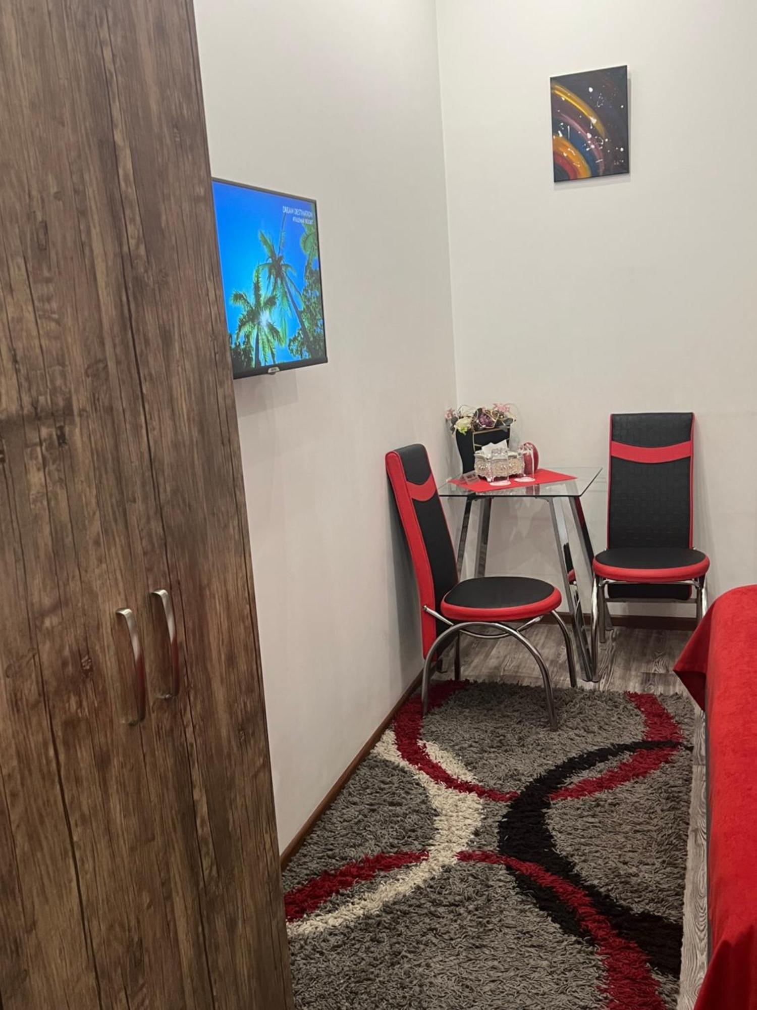 Hotel Fleur Yerevan Ngoại thất bức ảnh
