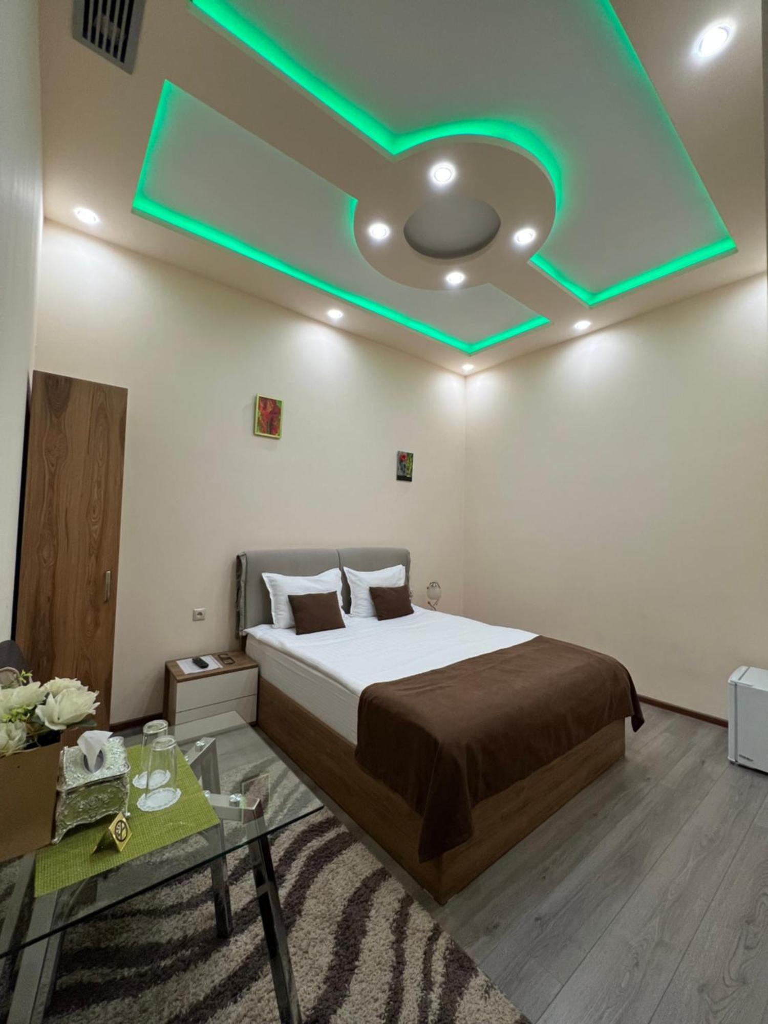 Hotel Fleur Yerevan Ngoại thất bức ảnh